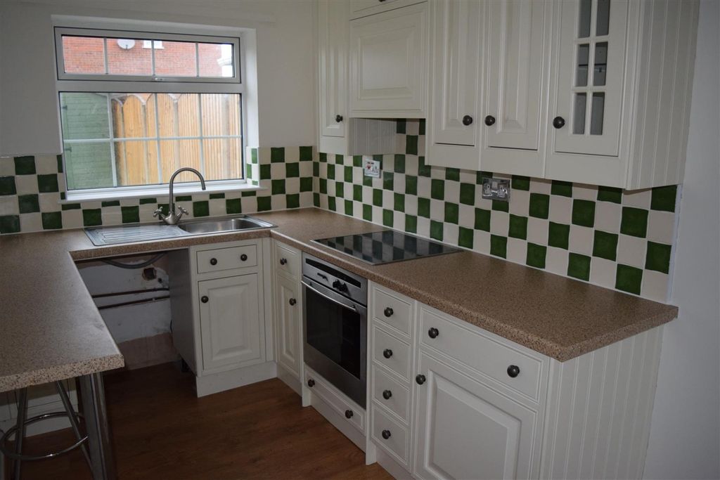 Property photo 3 of 12 4344752