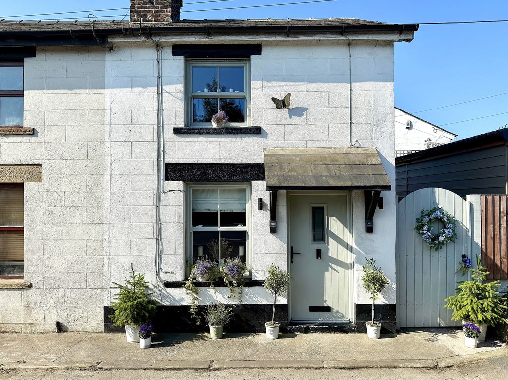 Property photo 1 of 27