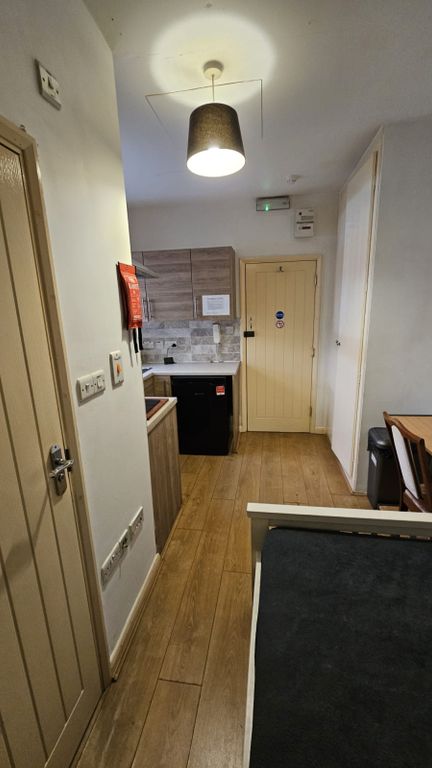 Property photo 2 of 6 2