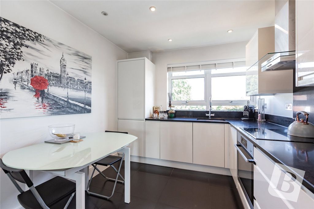 Property photo 2 of 13 Kitchen