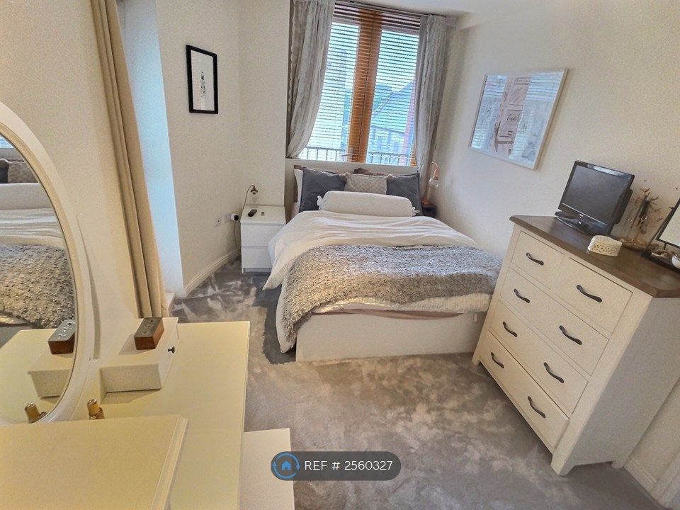 Property photo 3 of 11 Bedroom