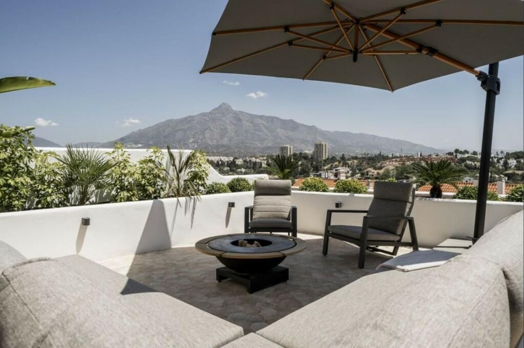 Property photo 1 of 3