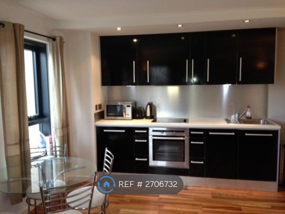 Property photo 2 of 5 Kitchen