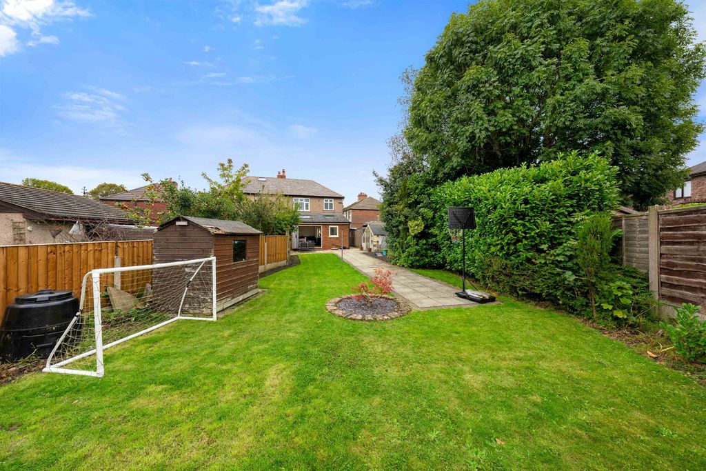 Property photo 1 of 26