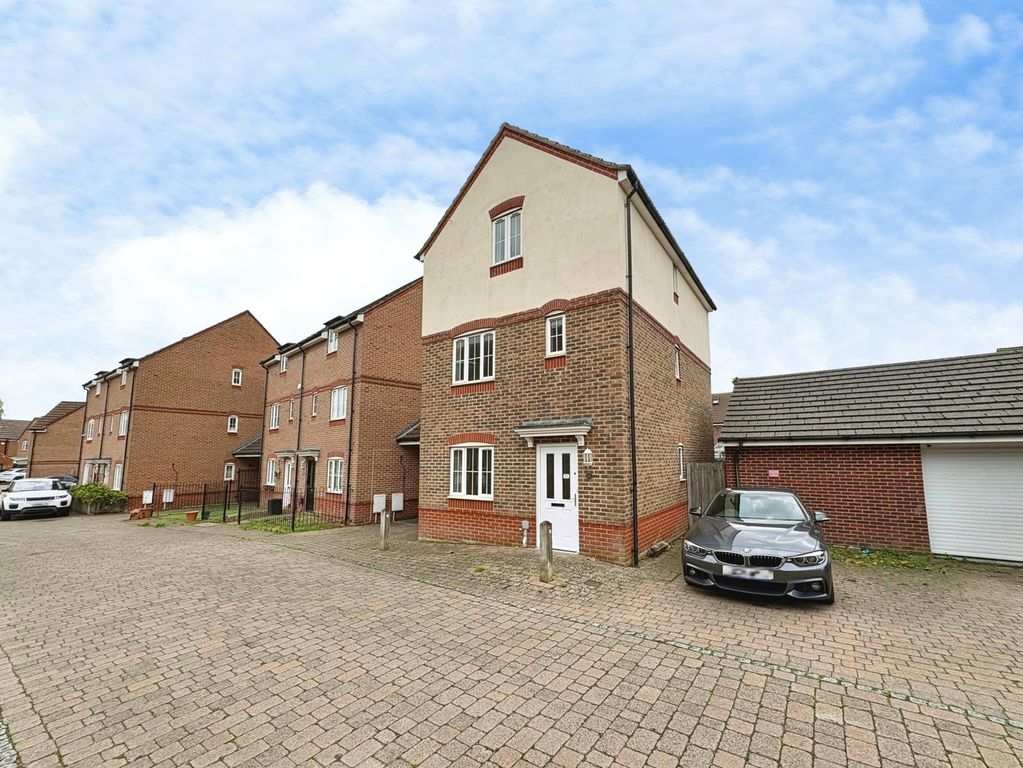 Property photo 1 of 26 Pbox-Img.Jpg