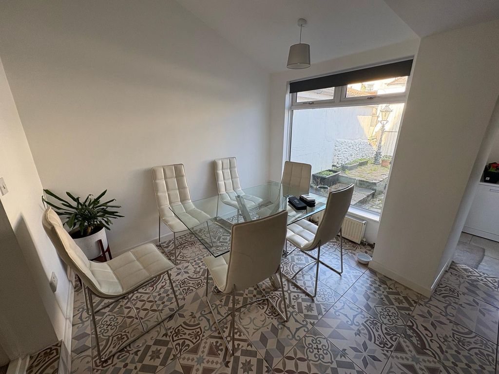 Property photo 3 of 5 Dining Room