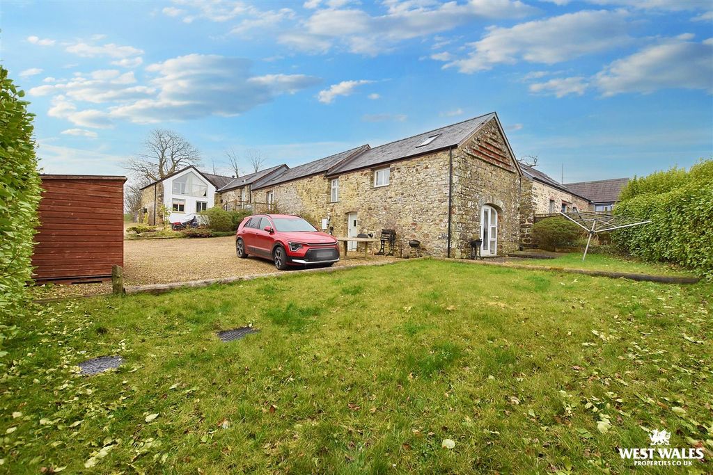Property photo 2 of 21 20_Blurred.Jpg