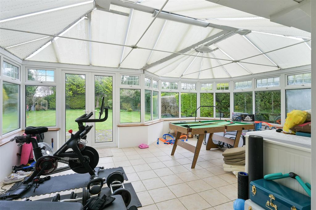 Additional image 14 of 5 bed detached house for saleHollymead Road, Chipstead, Coulsdon CR5