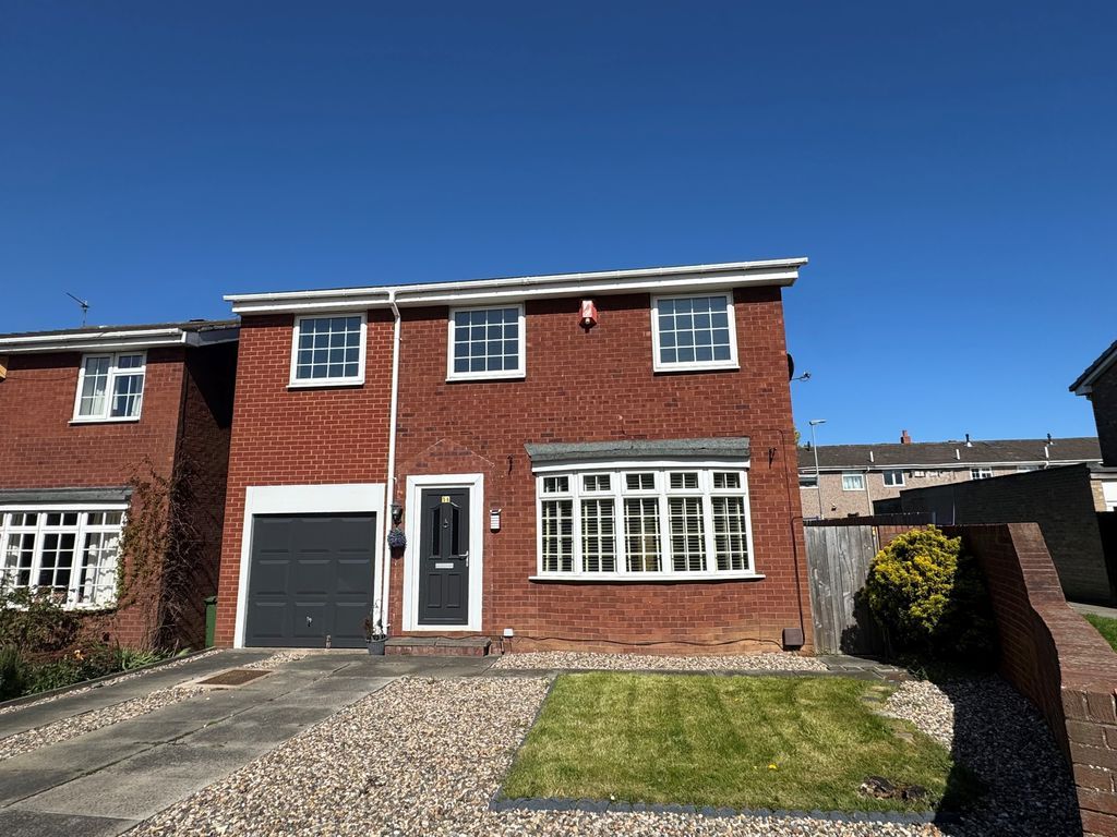 Property photo 1 of 14 Photo 7