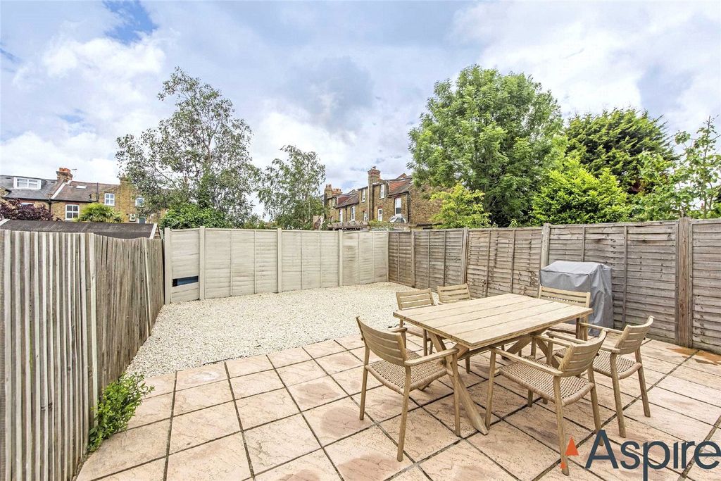Property photo 3 of 14 Picture No. 02
