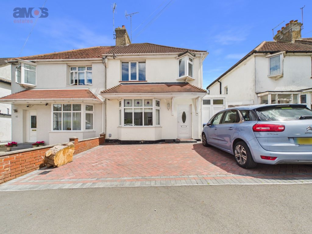 Property photo 1 of 24 5218653
