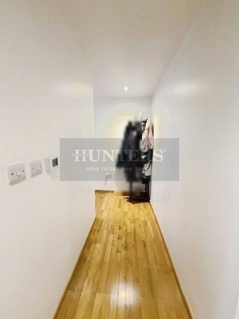 Property photo 2 of 8 Pbox-Img.Jpg