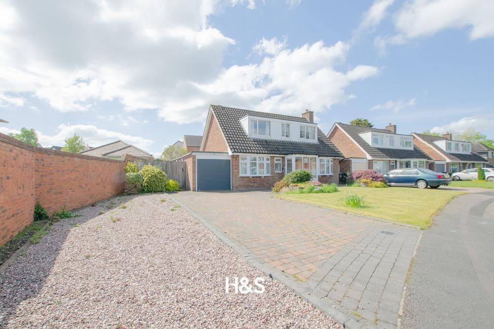Property photo 1 of 21 8 Crabmill - Front.Jpg