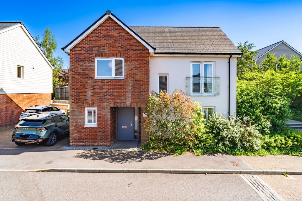Property photo 1 of 26