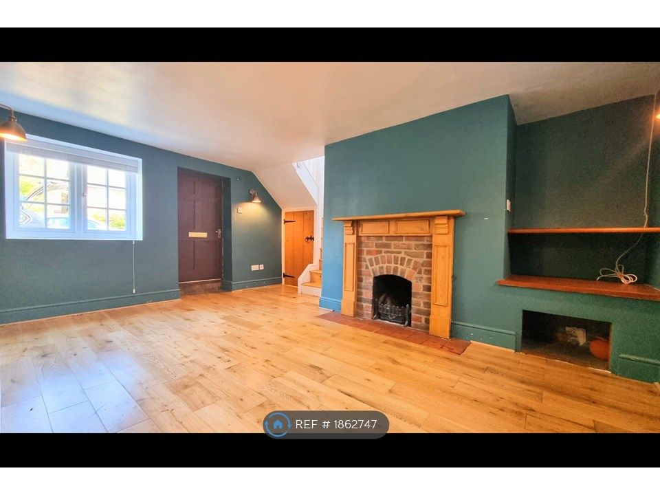 Property photo 2 of 25