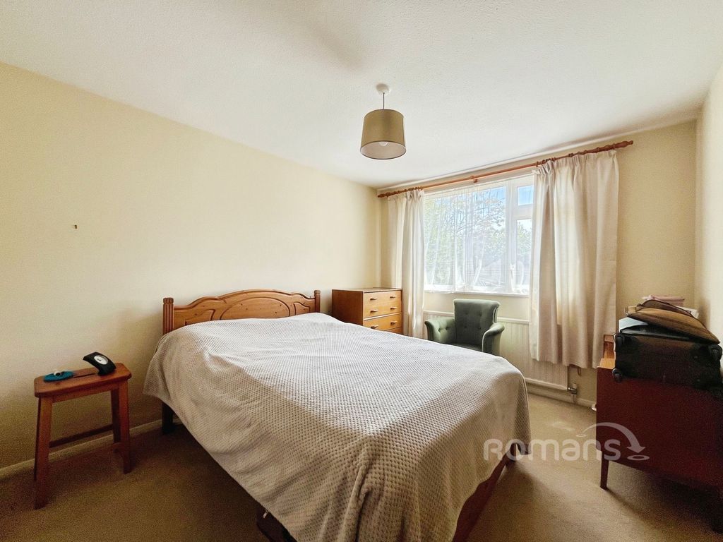 Property photo 3 of 10 Pbox-Img.Jpg