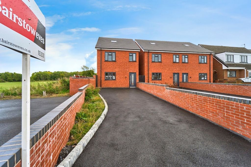 Property photo 1 of 16 Photo