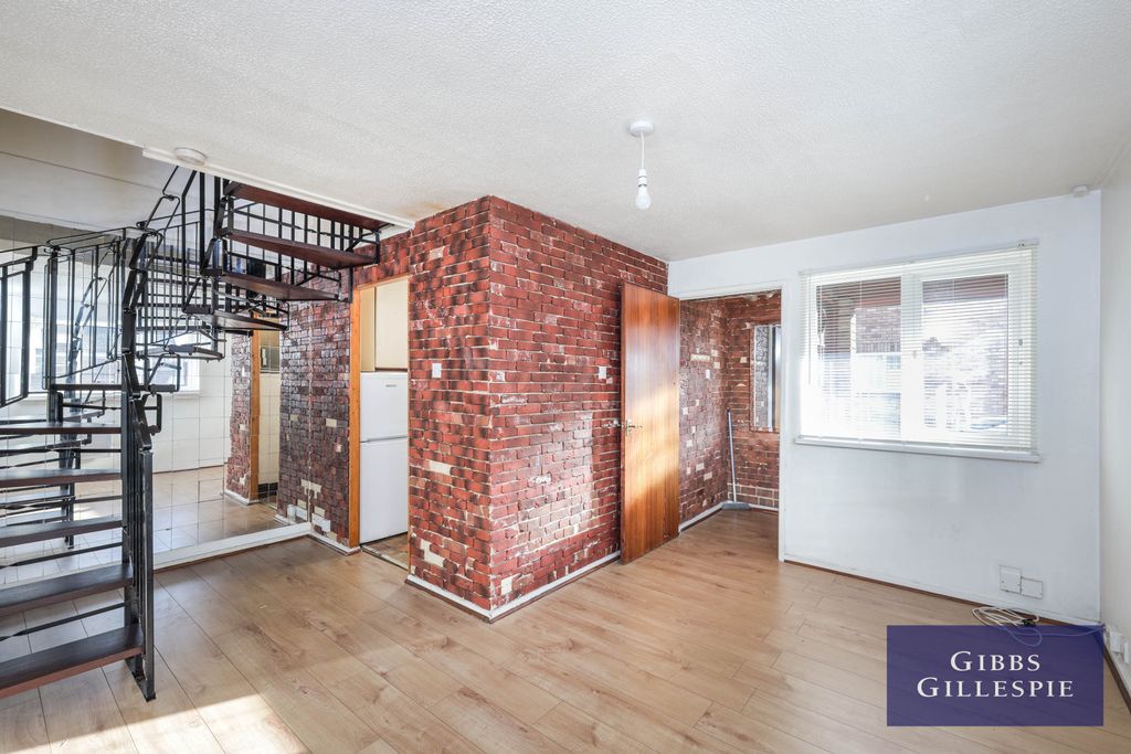Property photo 1 of 10 2