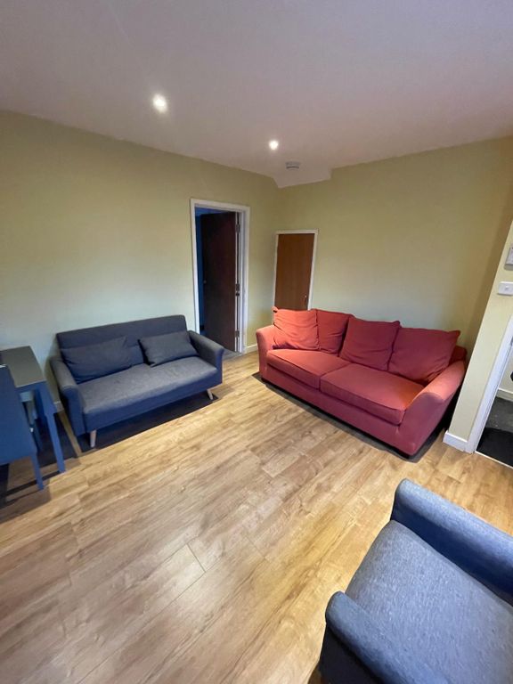 Property photo 2 of 8 Living Room