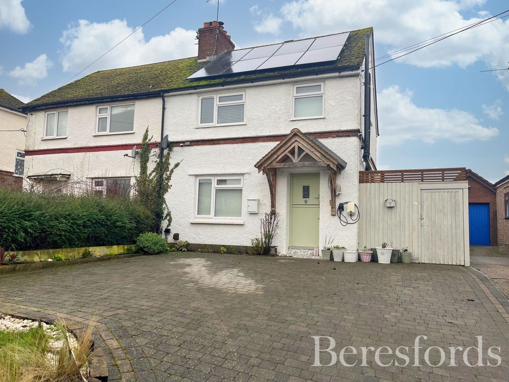 Property photo 1 of 19 Front