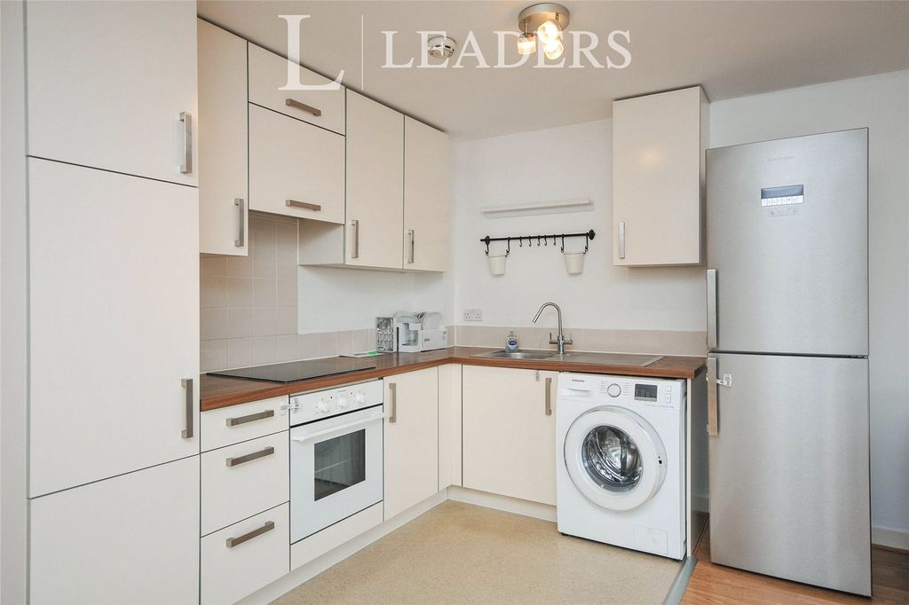 Property photo 2 of 6 Picture No. 05