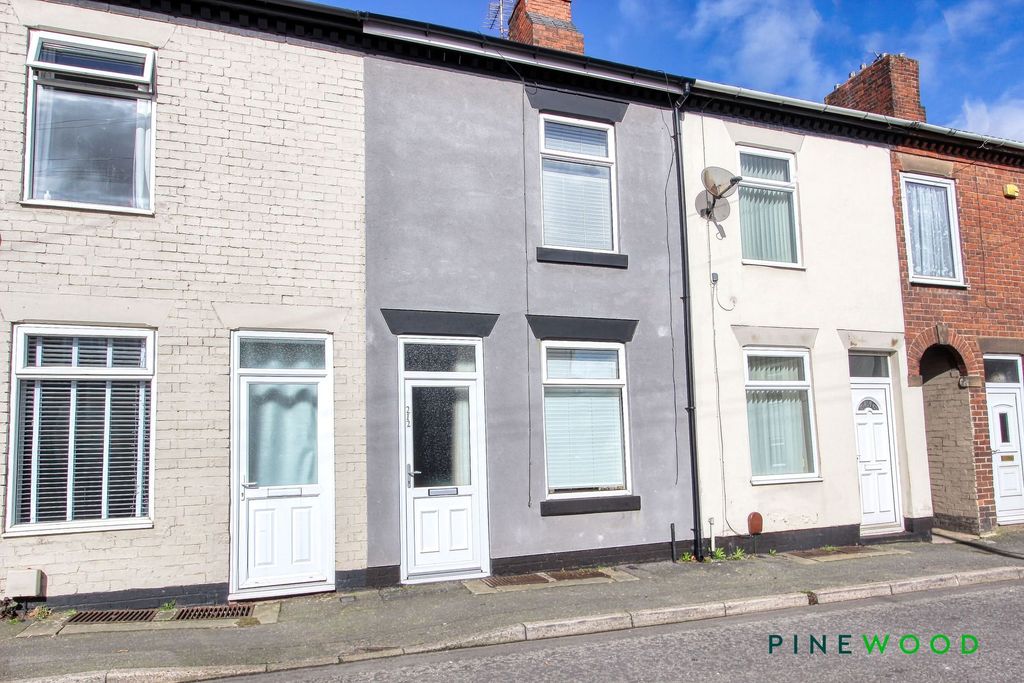 Property photo 1 of 19 Front