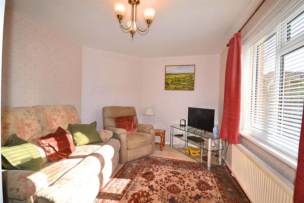 Property photo 2 of 16 43.Png