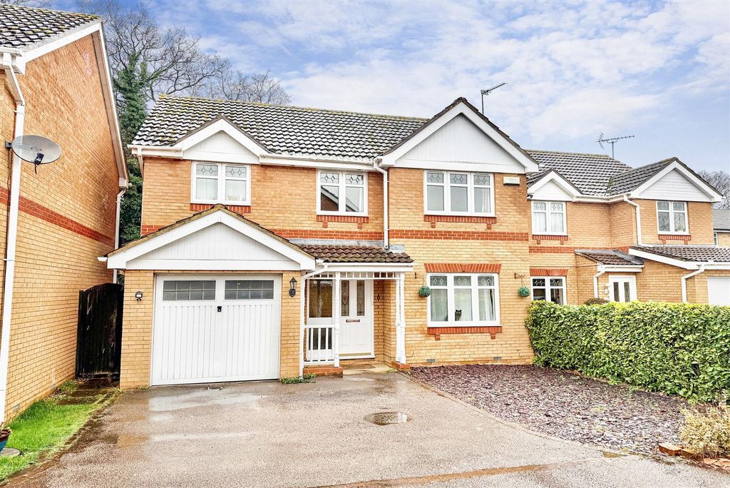 Property photo 1 of 11