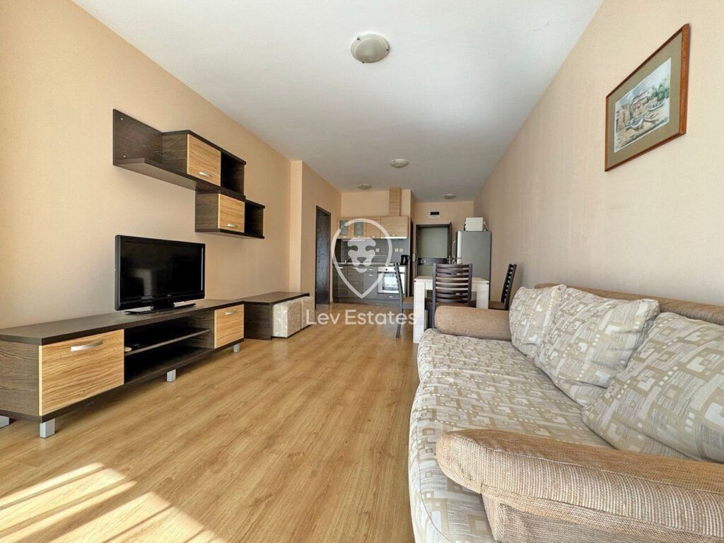 Property photo 1 of 10