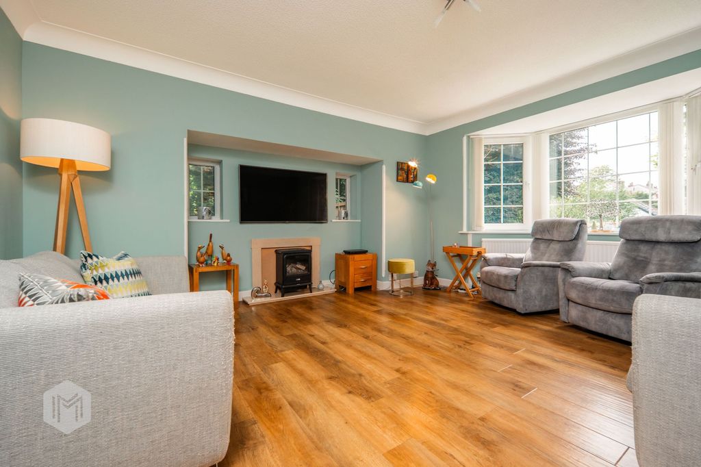 Property photo 3 of 46