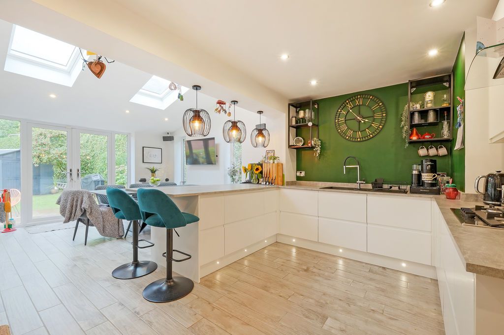 Property photo 2 of 29 Open Plan Dining Kitchen