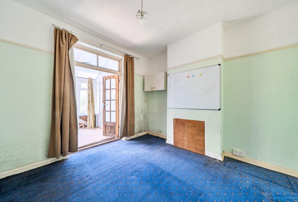 Property photo 3 of 12 1479799-17-6A3178...