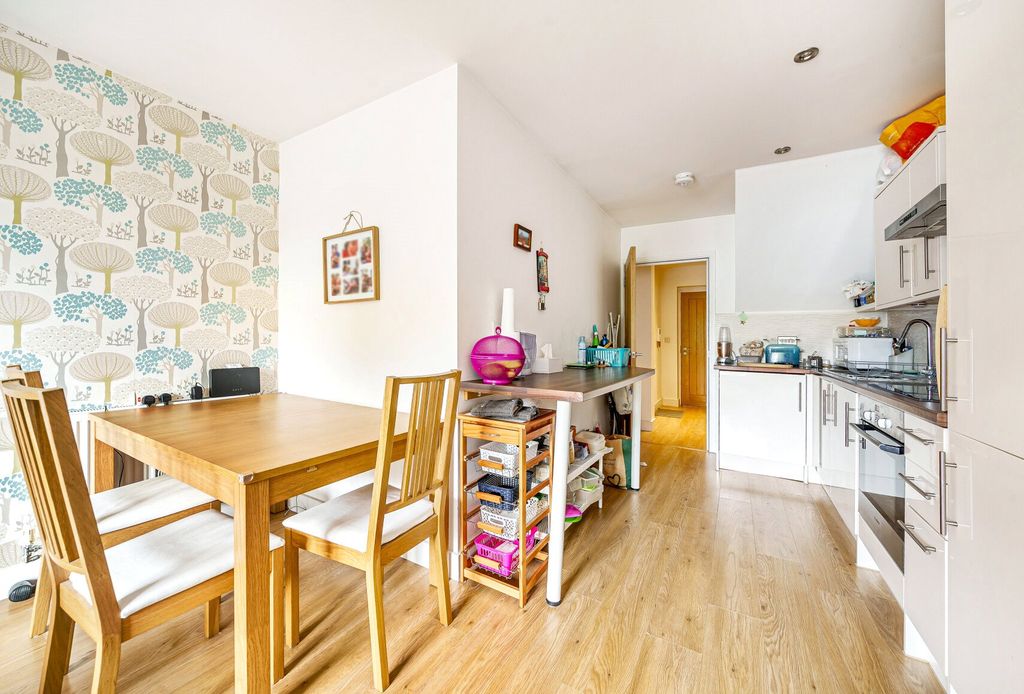 Property photo 3 of 7 Dining Room