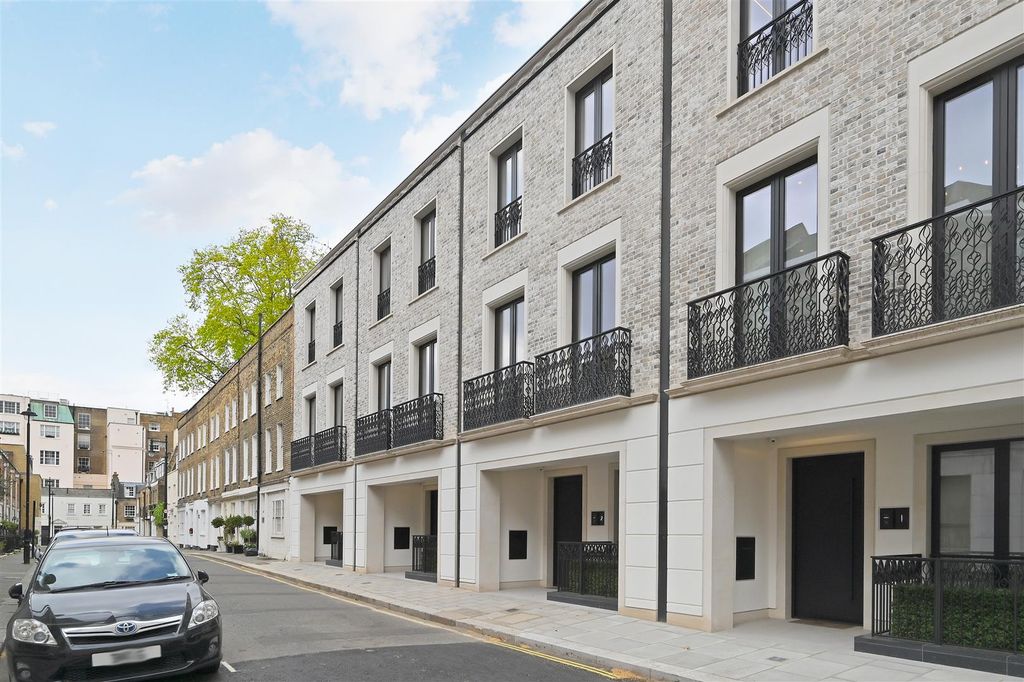 Property photo 2 of 18 2-Little-Chester-Street (18).Jpg