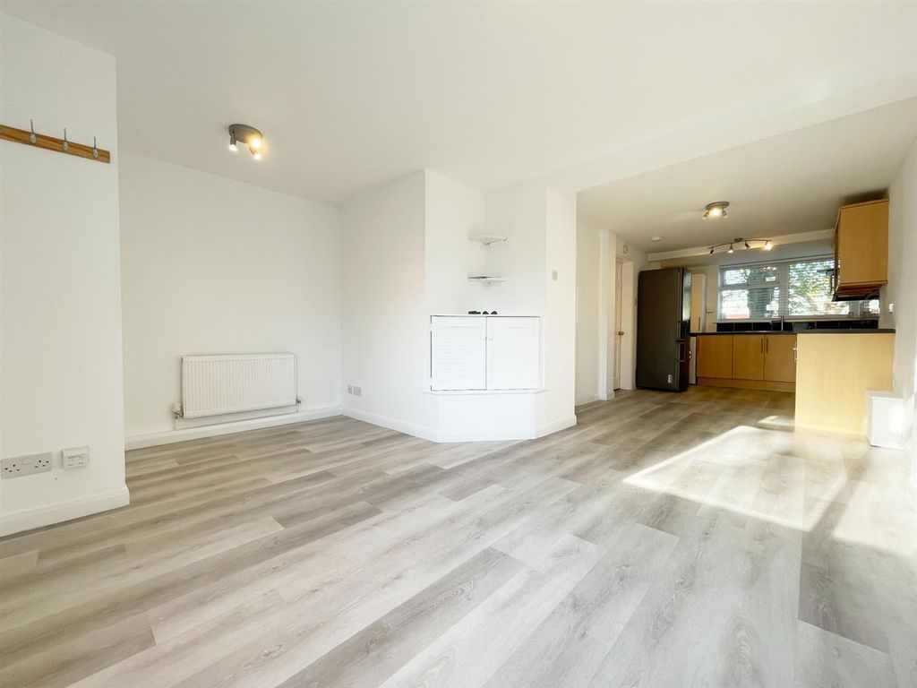 Property photo 2 of 6 Img_5291.Jpg