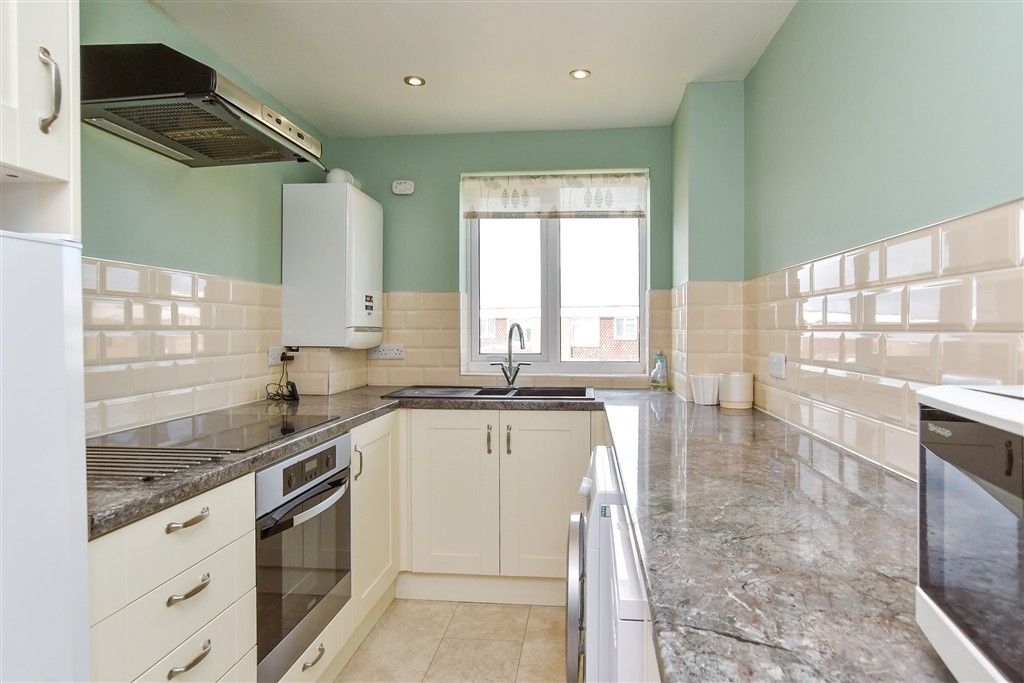 Property photo 3 of 13 Kitchen