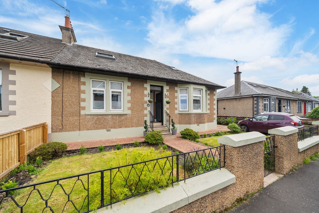 Property photo 1 of 30