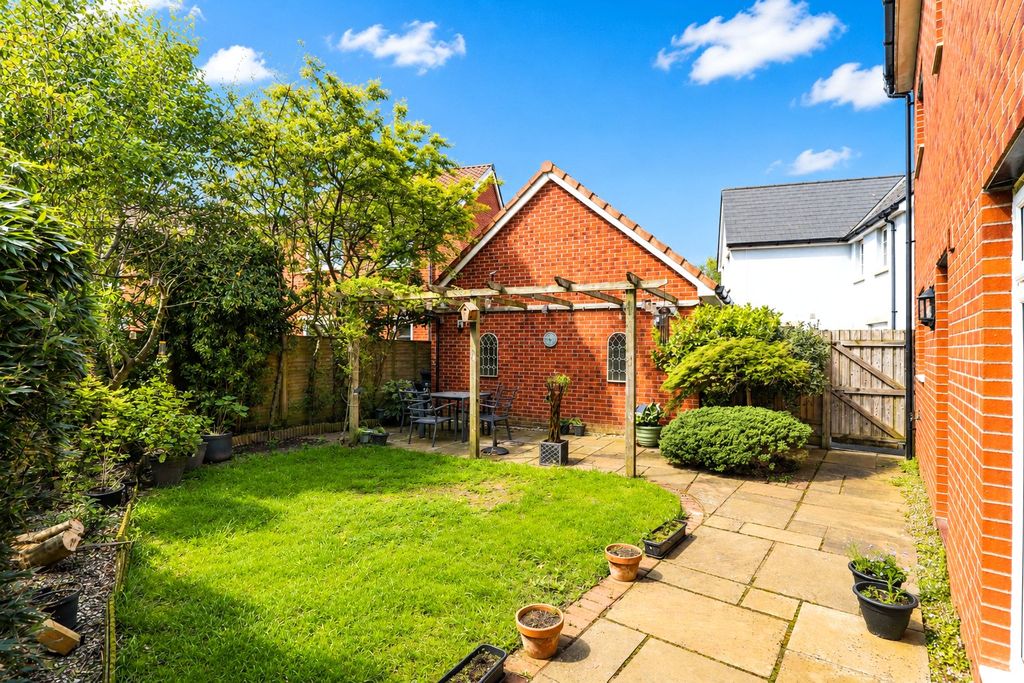 Property photo 2 of 20 Picture No. 30