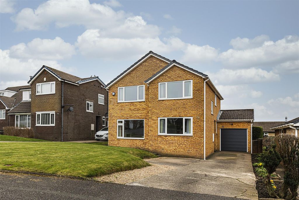 Property photo 1 of 33