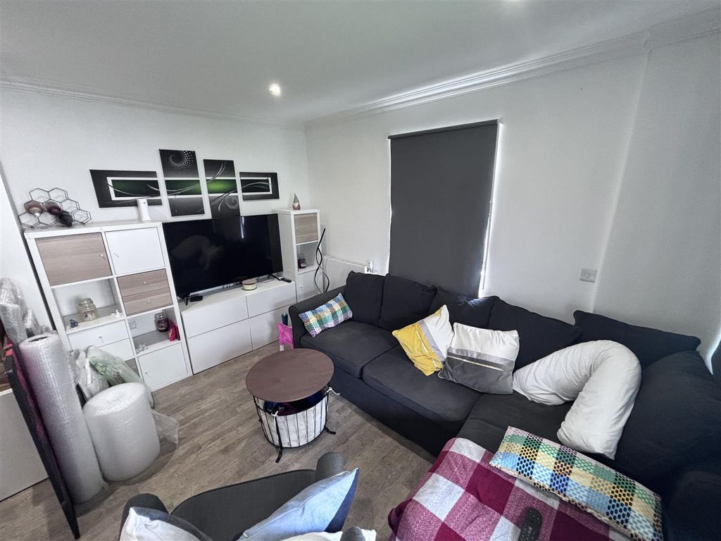 Property photo 3 of 11 Img_1213.Jpg