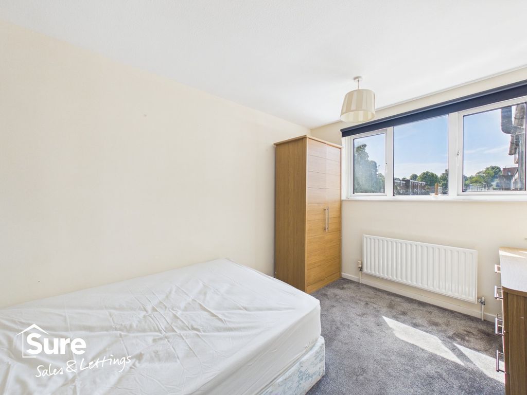 Property photo 2 of 11 3503101