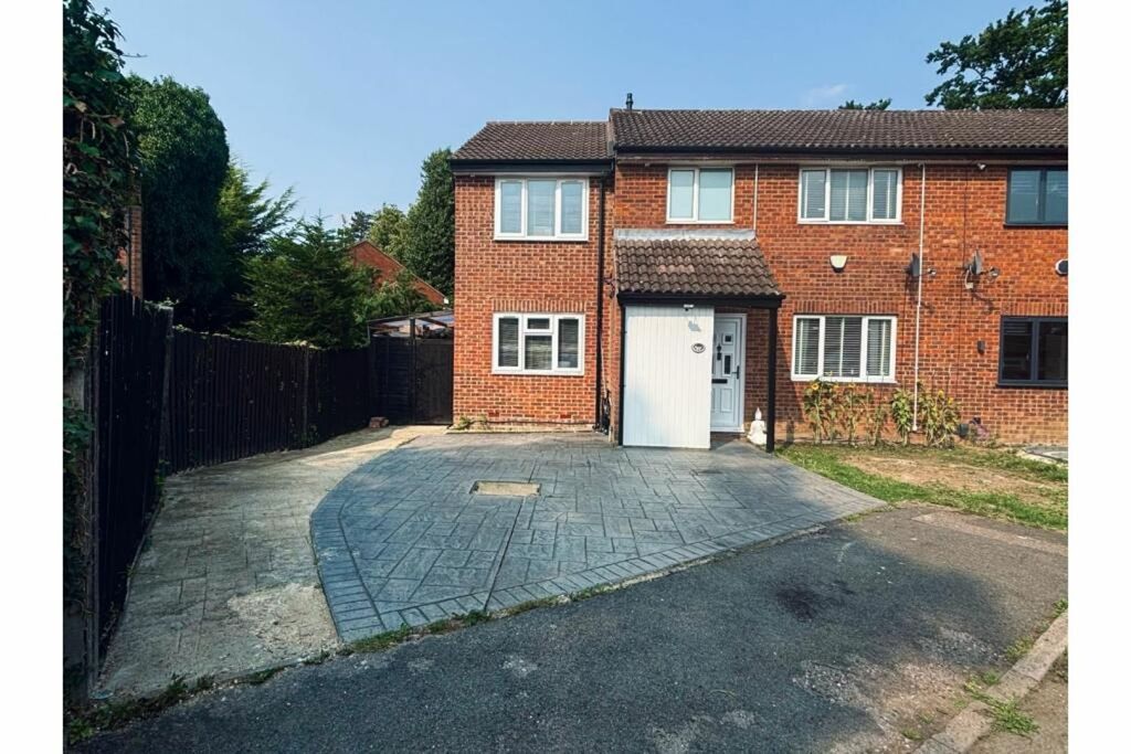 Property photo 1 of 36