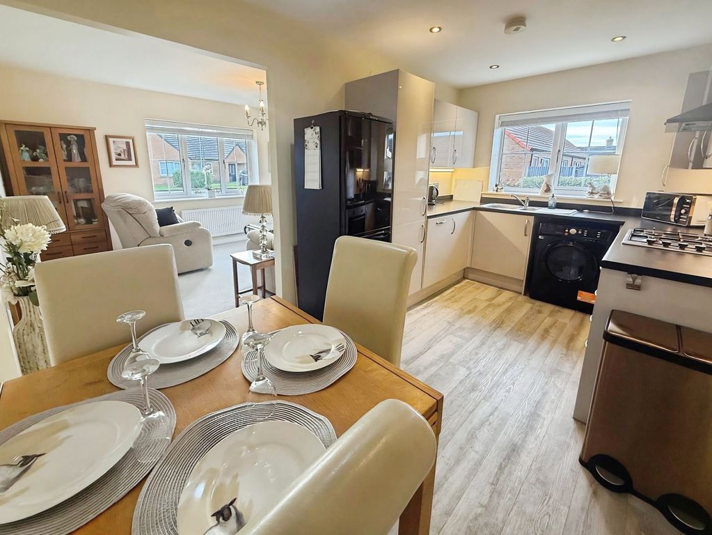 Property photo 2 of 11 Photo #2