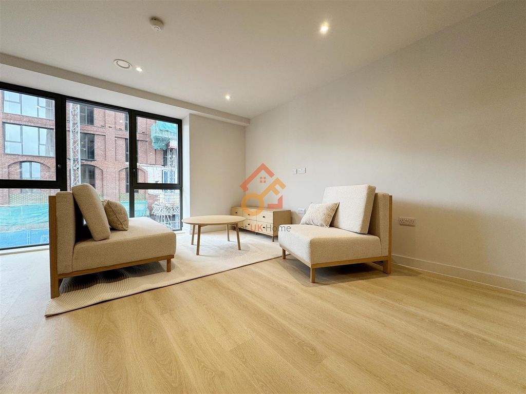 Property photo 1 of 28 ????_2025-10-28_115412_951.Jpg