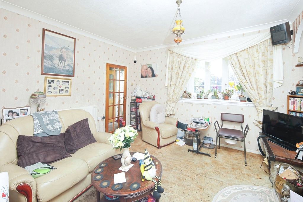 Property photo 2 of 15 Picture No. 02