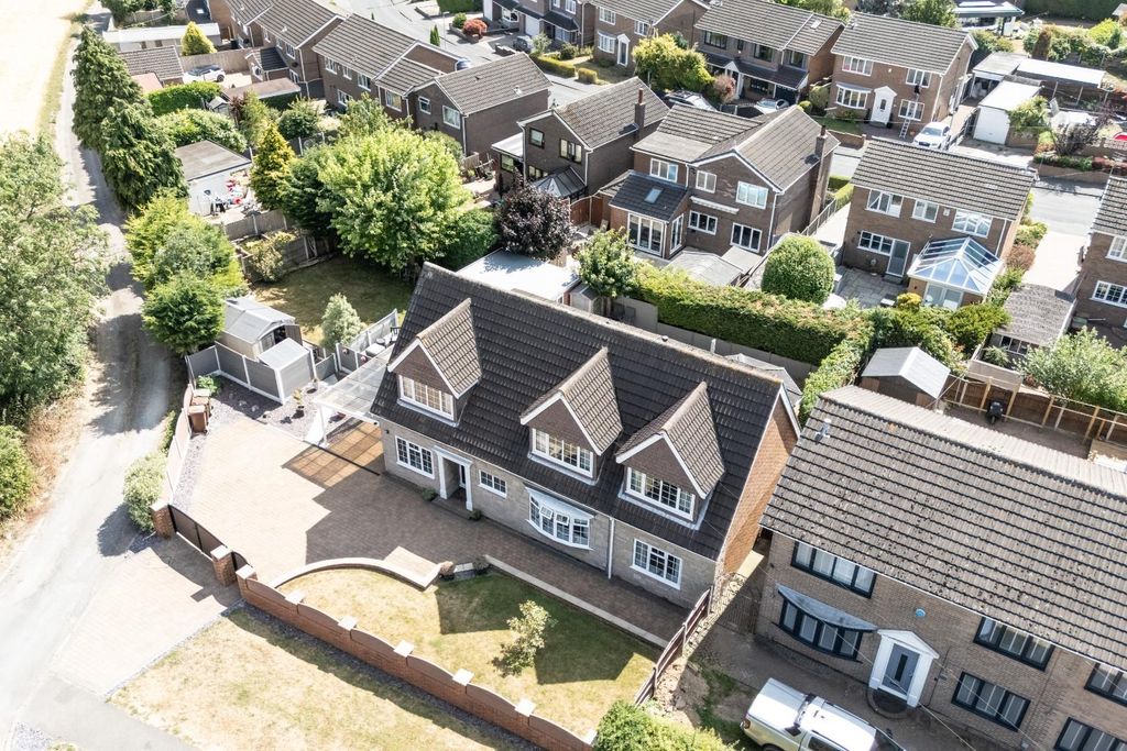 Property photo 1 of 33 Dji_20260714151453_0488_D.Jpg