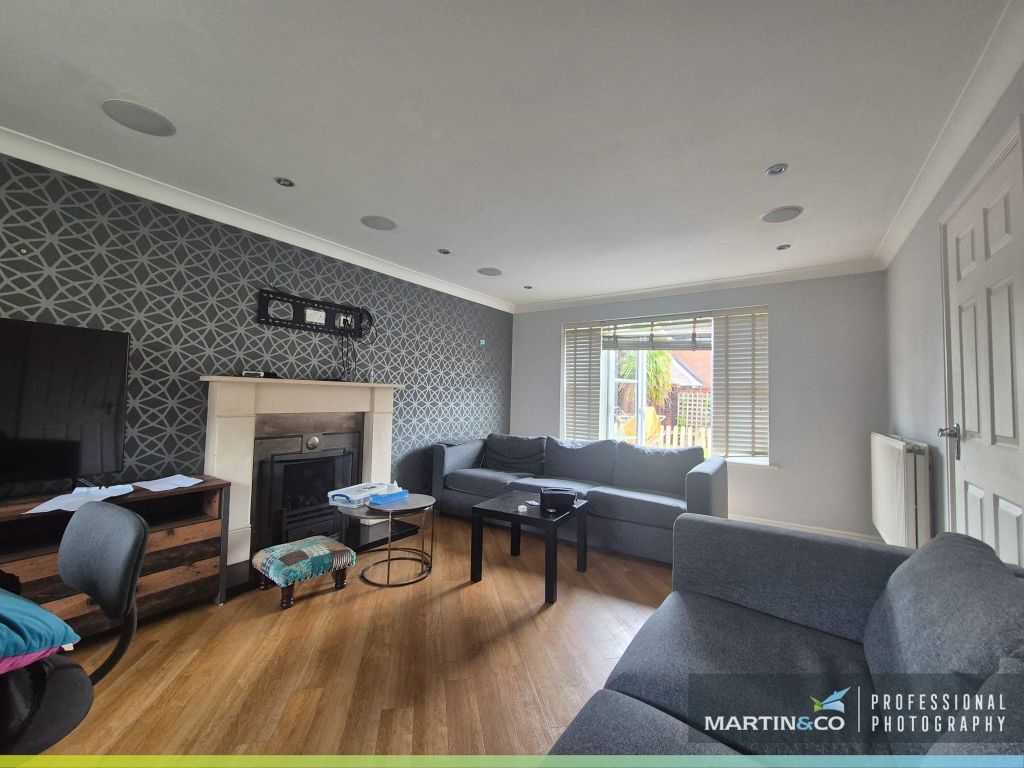 Property photo 2 of 30