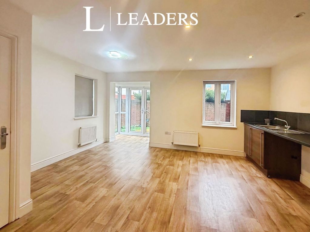 Property photo 2 of 16 Pbox-Img.Jpg