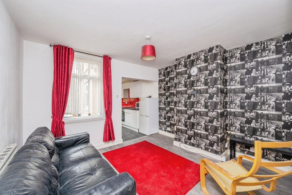 Property photo 2 of 16