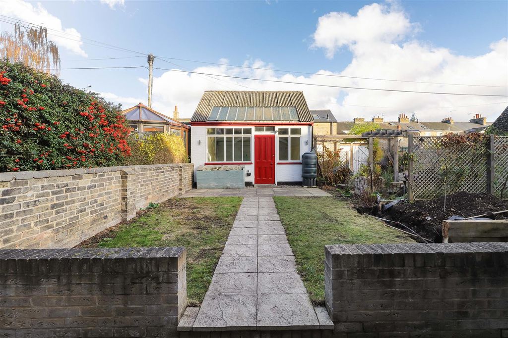 Property photo 3 of 19 Img (14).Jpg